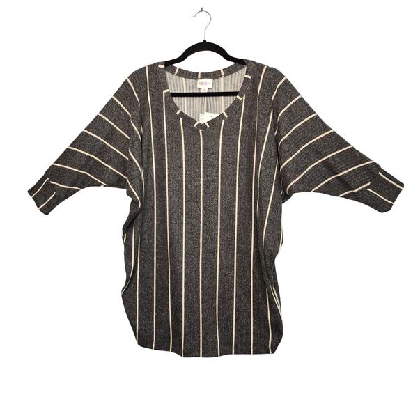 LuLaRoe Naomi Sweater Womens Small Gray White Stripe Batwing Pullover Top NEW - Picture 1 of 10